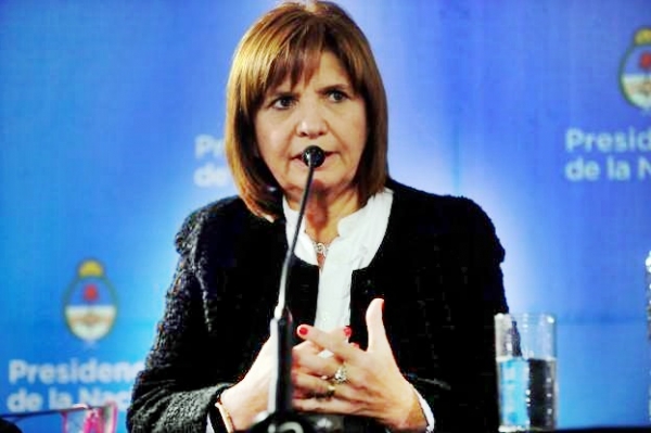 Ministra justifica la visita a los genocidas