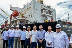 Nicaragua y China inauguran ruta marítima