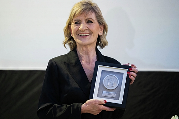 Mirella Pascual es Ciudadana Ilustre