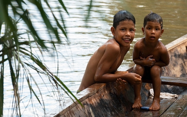 Colombia: Prevenir la pandemia en indígenas del Amazonas