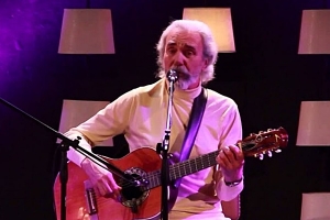 La música de luto: falleció Roberto Darvin