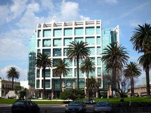 Gobierno se reúne para responder a intimación por vacunas