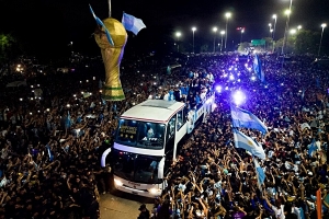 Argentina festeja la llegada de la Scaloneta