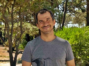 ENTREVISTA: Corchs presenta “La medicina del amor”