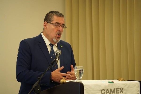 Guatemala reforma ley que suspendía partidos