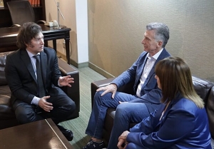 Macri, el nuevo padrino de Milei