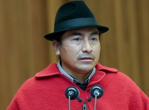 Ecuador aplaza juicio a líder indígena