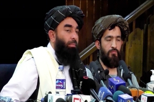 Talibanes: Se pronuncian sobre las mujeres y la libertad de prensa