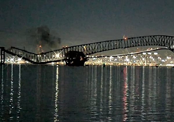 Barco destruye puente en Baltimore