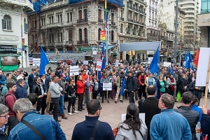 AEBU realizó paro y movilización