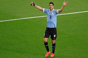 Llegó el día: se retira Luis Suárez