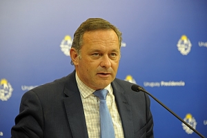 Delgado crítico con plebiscito: "Es un riesgo nacional"