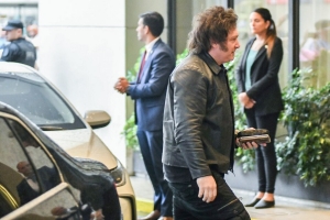 Milei completa el gabinete y leyes