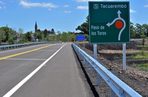 Nuevo puente sobre el Río Negro