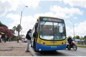 Se levantó el paro del transporte