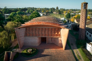 Iglesia de Atlántica recibe certificado de UNESCO
