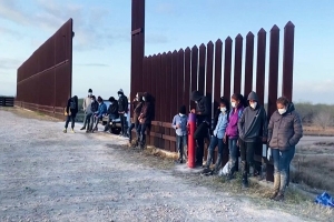 Biden advierte la situación &quot;caótica&quot; en frontera