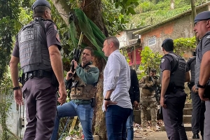 Brasil: Policía ejecuta orden contra general