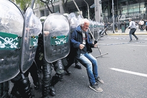 Argentina: la marcha terminó con represión
