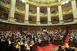 Reunión de bancadas por desafuero a Penadés