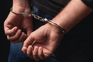 Prisión para hombre que abusaba de su hijastra