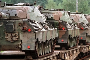 Alemania negocia entrega de armas pesadas a Ucrania