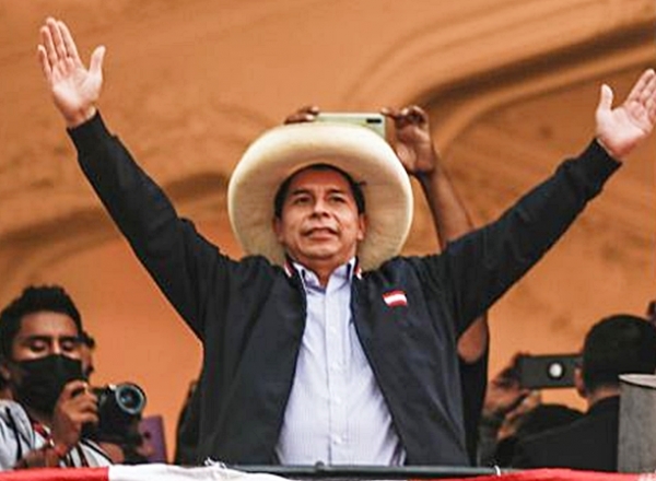 Perú prolonga la prisión a Castillo