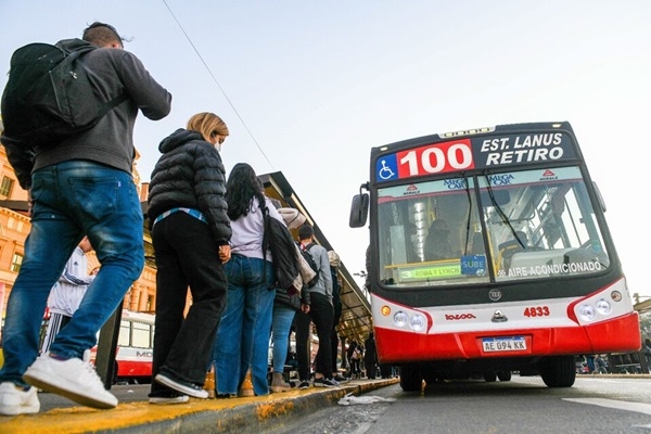 Argentina: Traspaso de líneas de colectivos