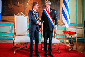 Reunión: Economía y oportunidades de Lacalle Pou y Abdo Benítez