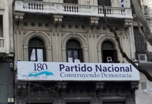 Iturralde renunció a la presidencia del Partido Nacional