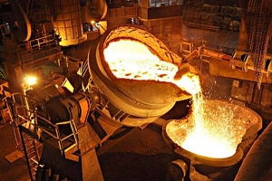 Biden rechaza vender siderúrgica