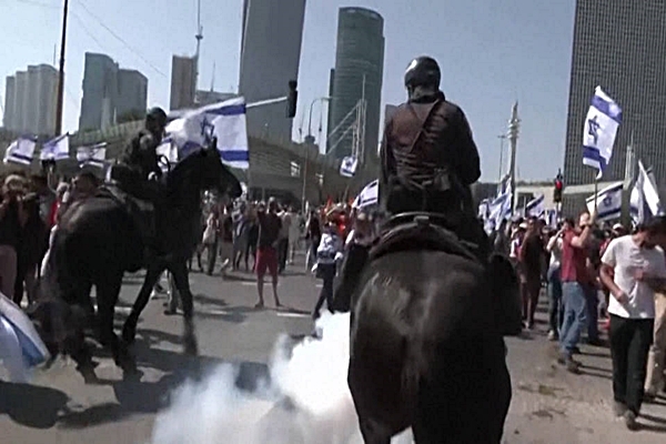 Reprimen a manifestantes en Israel