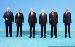 Putin protagonista en la reunión de la OTSC