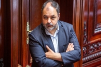 Carrera: “operación política” y “actuar abusivo”