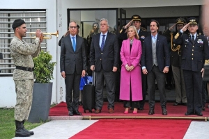 Lacalle Pou viaja a Chile y Francia