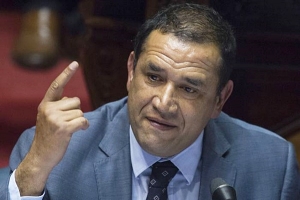 Da Silva invitó a debatir al FA