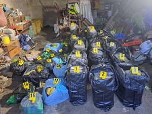 Incautan 918 kg de drogas