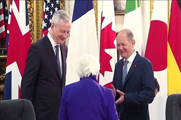 El G7 promete apoyo a Ucrania