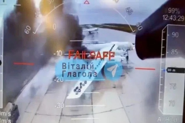 Masivo ataque destruye 40 bombarderos rusos