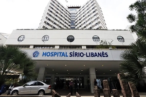 Médicos de Lula mantienen previsión de alta