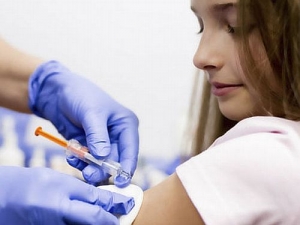 Policlínicas vacunan contra la gripe